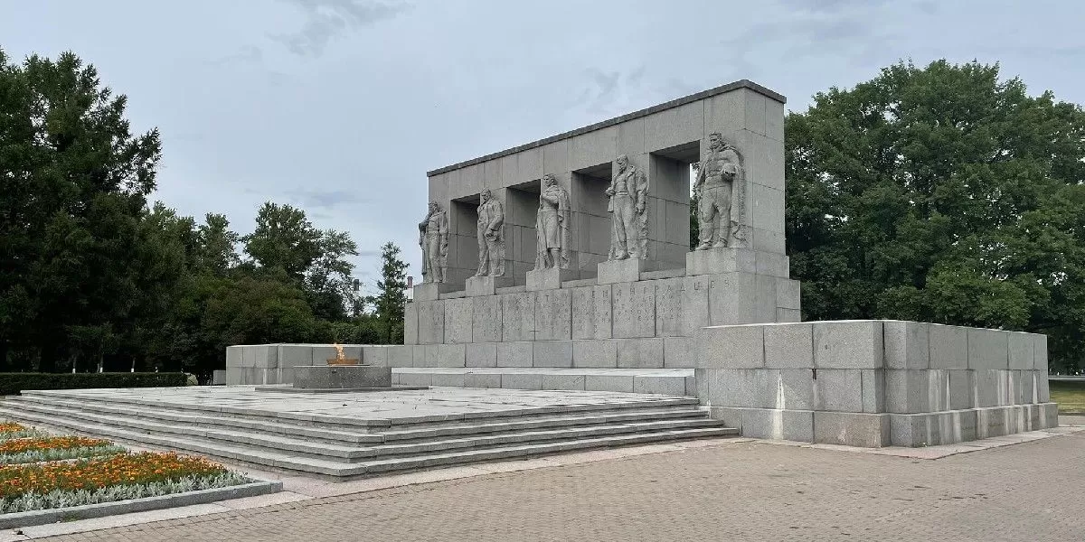 Похороны на Серафимовском кладбище