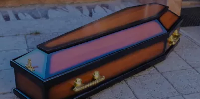 Гроб с постелью