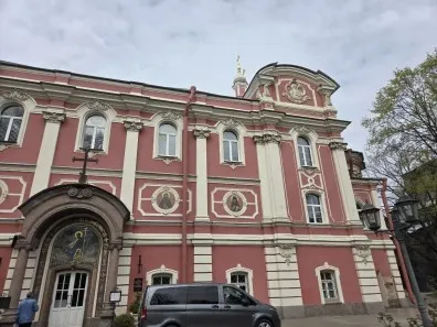 10.05.2026 года. Кремация с отпеванием в Троице-Сергиевой пустыни (Стрельна)