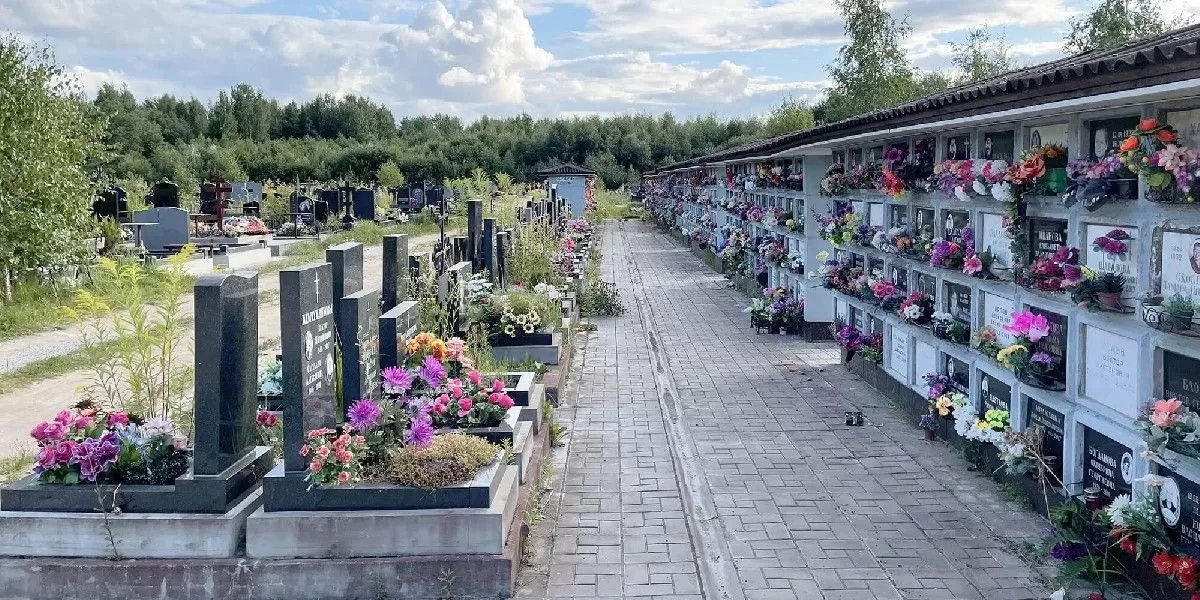Похороны на Ковалёвском кладбище
