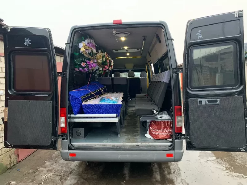 Катафалки и ритуальный транспорт