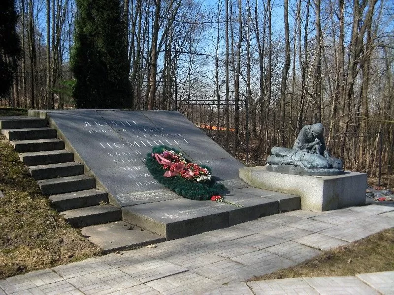 Похороны на Воинском кладбище «Пулковское»