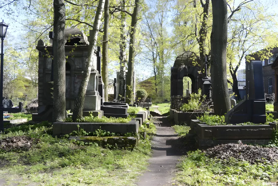 Похороны на Никольском кладбище при Александро-Невской лавре