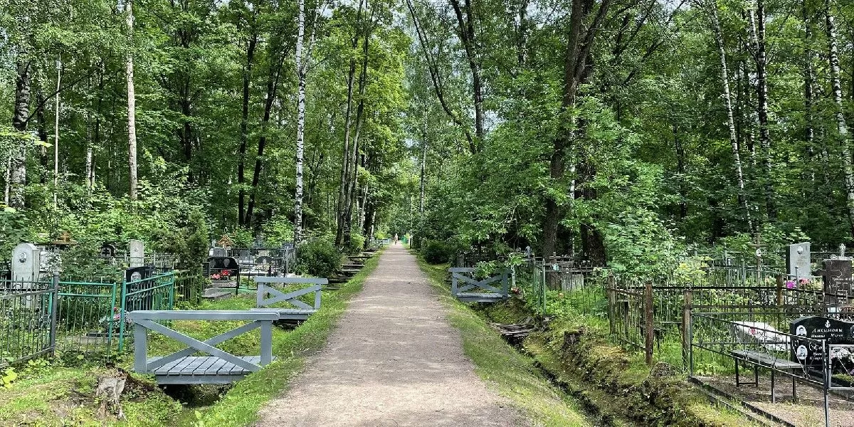 Похороны на Колпинском городском кладбище