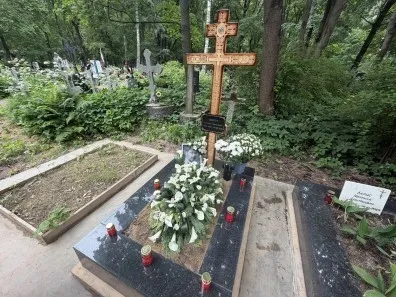26.06.2026 года. Захоронение урны на Смоленском православном кладбище
