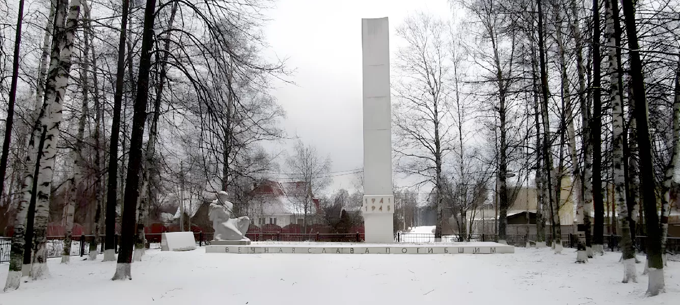 Похороны на воинском кладбище в поселке Металлострой