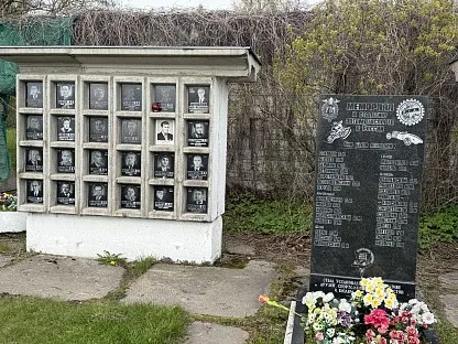 Кладбище Колумбарий крематория и «Поле памяти» в Санкт-Петербурге