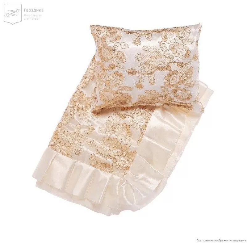 Комплект в гроб София золото