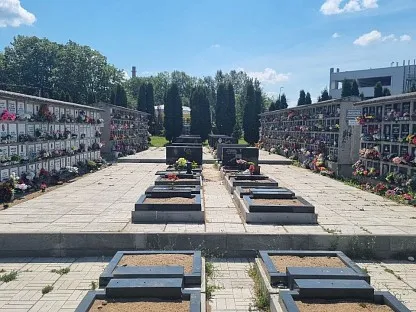 Красненькое кладбище в Санкт-Петербурге