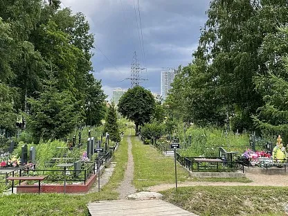 Шушарское кладбище в Санкт-Петербурге