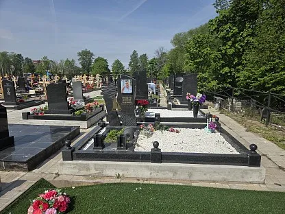 Красненькое кладбище в Санкт-Петербурге