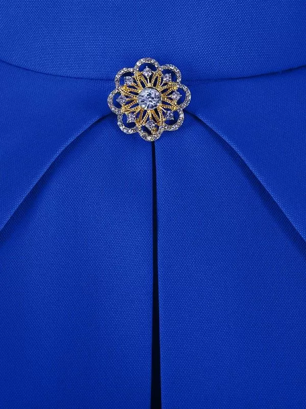 Платье женское с брошью