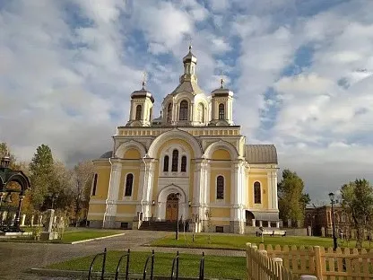 Киновеевское кладбище в Санкт-Петербурге