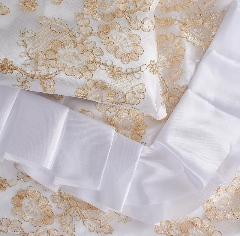 Комплект в гроб София белый