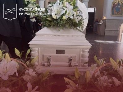 15.08.2025 года. Похороны на Богословском кладбище Петербурга (свободное место)